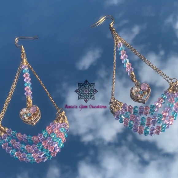 Exclusive Handmade "Falling Love" Earrings - Picture 3 of 6